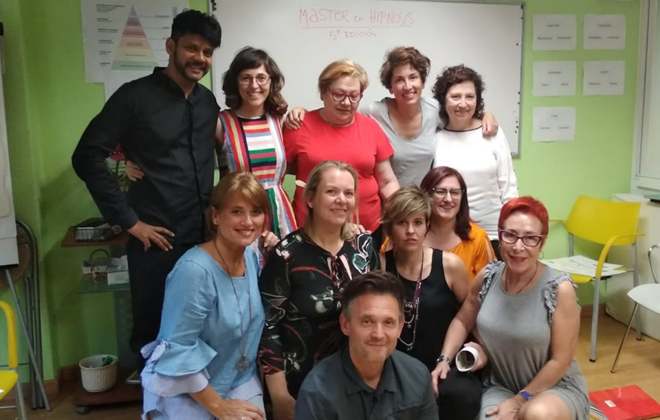 Master en hipnosis ericksoniana y trance tenerativo en L'Escola de Vida - Myriam Segrelles