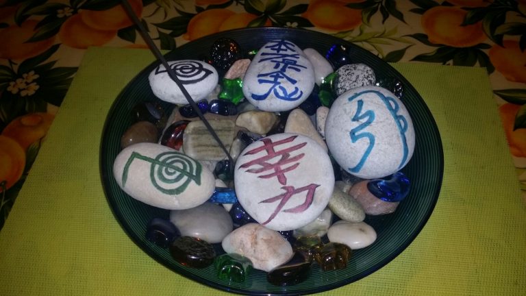 ARTE en piedra - Simbolos Reiki - Myriam Segrelles